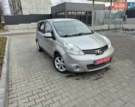 Серый Ниссан Ноут, объемом двигателя 1.4 л и пробегом 187 тыс. км за 5999 $, фото 3 на Automoto.ua
