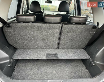 Сірий Ніссан Ноут, об'ємом двигуна 1.6 л та пробігом 149 тис. км за 6300 $, фото 18 на Automoto.ua