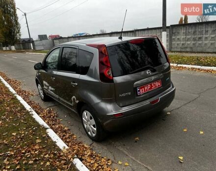 Серый Ниссан Ноут, объемом двигателя 1.39 л и пробегом 140 тыс. км за 6700 $, фото 3 на Automoto.ua