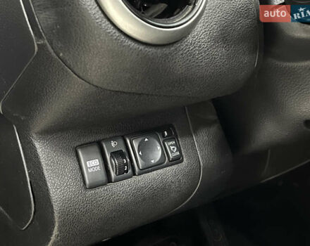 Ніссан Ноут 2011 у Одесі на Automoto.ua Сірий Ніссан Ноут, об'ємом двигуна 1.5 л та пробігом 49 тис. км за 6999 $, фото 9 на Automoto.ua