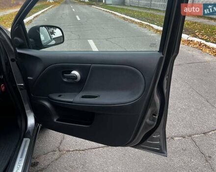 Серый Ниссан Ноут, объемом двигателя 1.39 л и пробегом 140 тыс. км за 6700 $, фото 34 на Automoto.ua