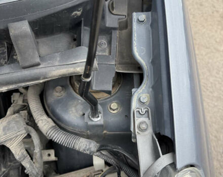 Серый Ниссан Ноут, объемом двигателя 1.6 л и пробегом 175 тыс. км за 5950 $, фото 14 на Automoto.ua