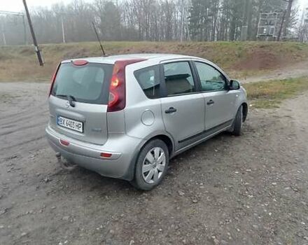 Серый Ниссан Ноут, объемом двигателя 1.46 л и пробегом 291 тыс. км за 6200 $, фото 3 на Automoto.ua