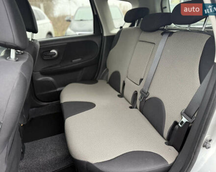 Серый Ниссан Ноут, объемом двигателя 1.6 л и пробегом 207 тыс. км за 7999 $, фото 21 на Automoto.ua