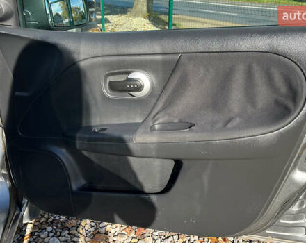 Сірий Ніссан Ноут, об'ємом двигуна 1.46 л та пробігом 212 тис. км за 6000 $, фото 27 на Automoto.ua