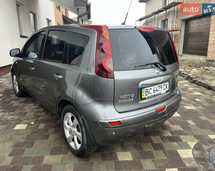 Сірий Ніссан Ноут, об'ємом двигуна 1.6 л та пробігом 149 тис. км за 6300 $, фото 3 на Automoto.ua