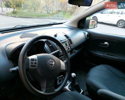 Серый Ниссан Ноут, объемом двигателя 1.4 л и пробегом 88 тыс. км за 6500 $, фото 2 на Automoto.ua