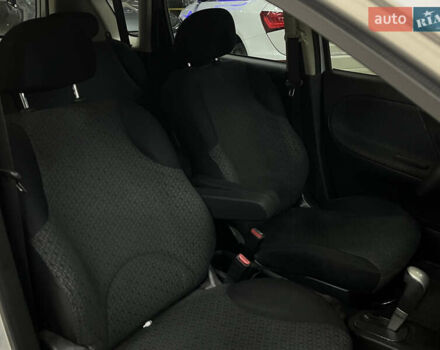 Ніссан Ноут 2011 у Одесі на Automoto.ua Сірий Ніссан Ноут, об'ємом двигуна 1.5 л та пробігом 49 тис. км за 6999 $, фото 16 на Automoto.ua