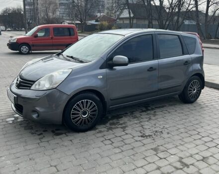 Серый Ниссан Ноут, объемом двигателя 1.4 л и пробегом 305 тыс. км за 4500 $, фото 5 на Automoto.ua