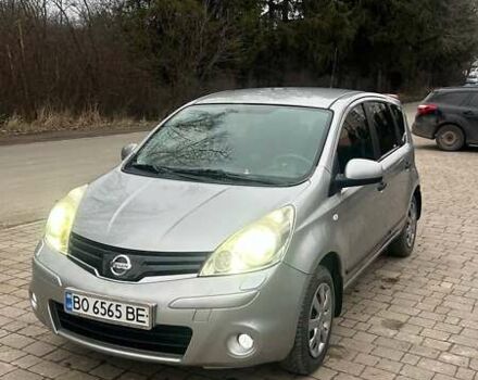 Серый Ниссан Ноут, объемом двигателя 1.39 л и пробегом 153 тыс. км за 5600 $, фото 2 на Automoto.ua