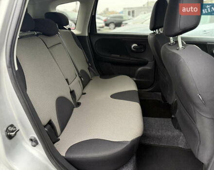 Серый Ниссан Ноут, объемом двигателя 1.6 л и пробегом 207 тыс. км за 7999 $, фото 27 на Automoto.ua