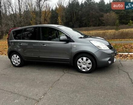Серый Ниссан Ноут, объемом двигателя 1.39 л и пробегом 140 тыс. км за 6700 $, фото 2 на Automoto.ua