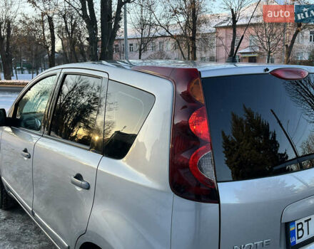 Сірий Ніссан Ноут, об'ємом двигуна 1.4 л та пробігом 265 тис. км за 4750 $, фото 19 на Automoto.ua