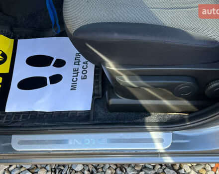 Сірий Ніссан Ноут, об'ємом двигуна 1.46 л та пробігом 212 тис. км за 6000 $, фото 19 на Automoto.ua