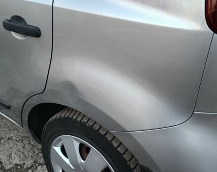 Серый Ниссан Ноут, объемом двигателя 1.39 л и пробегом 140 тыс. км за 5500 $, фото 6 на Automoto.ua