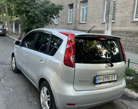 Серый Ниссан Ноут, объемом двигателя 1.5 л и пробегом 45 тыс. км за 8000 $, фото 3 на Automoto.ua