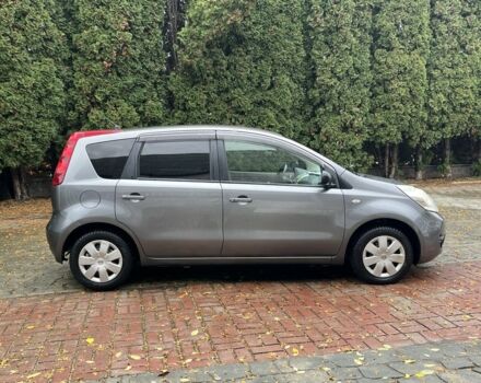 Серый Ниссан Ноут, объемом двигателя 1.6 л и пробегом 91 тыс. км за 7700 $, фото 2 на Automoto.ua