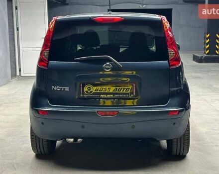 Серый Ниссан Ноут, объемом двигателя 1.6 л и пробегом 167 тыс. км за 10300 $, фото 4 на Automoto.ua