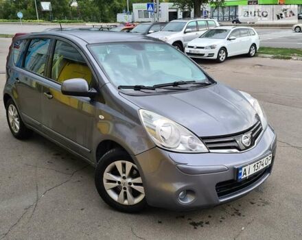 Серый Ниссан Ноут, объемом двигателя 1.6 л и пробегом 203 тыс. км за 7500 $, фото 1 на Automoto.ua