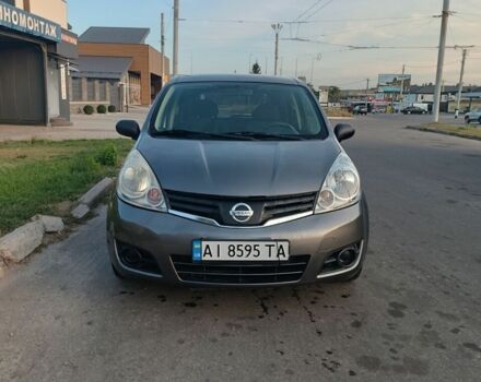 Серый Ниссан Ноут, объемом двигателя 1.5 л и пробегом 93 тыс. км за 8200 $, фото 2 на Automoto.ua