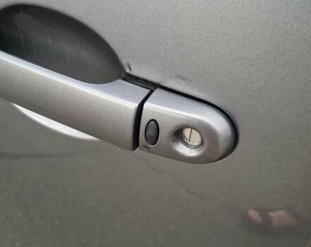 Сірий Ніссан Ноут, об'ємом двигуна 1.6 л та пробігом 203 тис. км за 7299 $, фото 12 на Automoto.ua