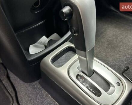 Серый Ниссан Ноут, объемом двигателя 1.6 л и пробегом 167 тыс. км за 10300 $, фото 12 на Automoto.ua