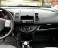 Сірий Ніссан Ноут, об'ємом двигуна 1.4 л та пробігом 210 тис. км за 6500 $, фото 2 на Automoto.ua