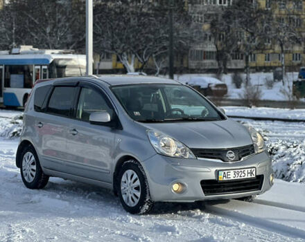 Серый Ниссан Ноут, объемом двигателя 1.6 л и пробегом 93 тыс. км за 7900 $, фото 1 на Automoto.ua