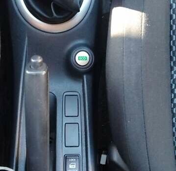 Серый Ниссан Ноут, объемом двигателя 1.5 л и пробегом 152 тыс. км за 7200 $, фото 5 на Automoto.ua