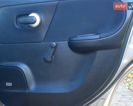 Ниссан Ноут 2013 в Радивилове на Automoto.ua Серый Ниссан Ноут, объемом двигателя 1.4 л и пробегом 148 тыс. км за 6950 $, фото 26 на Automoto.ua