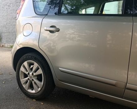 Сірий Ніссан Ноут, об'ємом двигуна 1.4 л та пробігом 179 тис. км за 6300 $, фото 2 на Automoto.ua