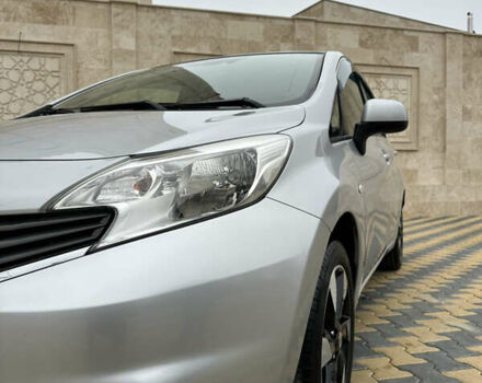 Серый Ниссан Ноут, объемом двигателя 1.2 л и пробегом 27 тыс. км за 7400 $, фото 4 на Automoto.ua