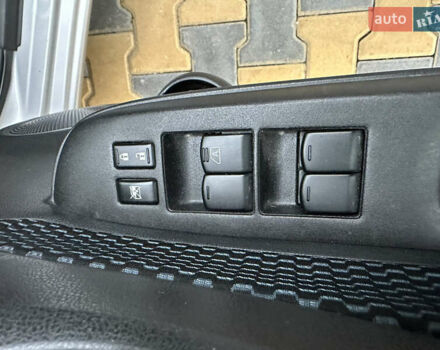 Серый Ниссан Ноут, объемом двигателя 1.2 л и пробегом 27 тыс. км за 7400 $, фото 30 на Automoto.ua