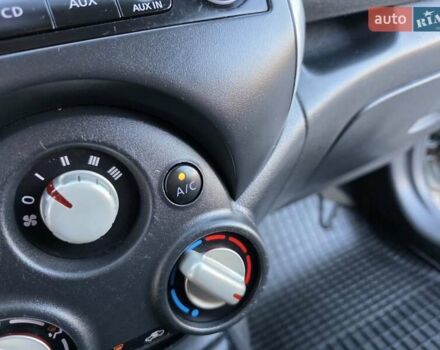 Сірий Ніссан Ноут, об'ємом двигуна 1.6 л та пробігом 239 тис. км за 7499 $, фото 24 на Automoto.ua