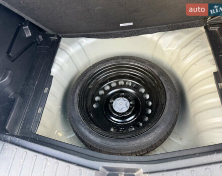 Сірий Ніссан Ноут, об'ємом двигуна 1.2 л та пробігом 156 тис. км за 7100 $, фото 46 на Automoto.ua