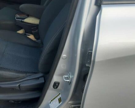 Серый Ниссан Ноут, объемом двигателя 1.6 л и пробегом 148 тыс. км за 7500 $, фото 17 на Automoto.ua