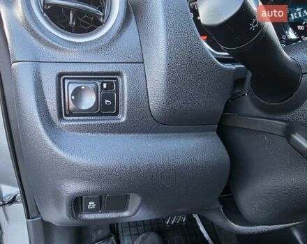 Сірий Ніссан Ноут, об'ємом двигуна 1.6 л та пробігом 149 тис. км за 6999 $, фото 21 на Automoto.ua
