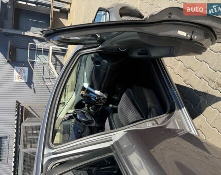 Сірий Ніссан Ноут, об'ємом двигуна 1.6 л та пробігом 91 тис. км за 10500 $, фото 6 на Automoto.ua