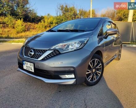 Серый Ниссан Ноут, объемом двигателя 1.2 л и пробегом 53 тыс. км за 13700 $, фото 2 на Automoto.ua