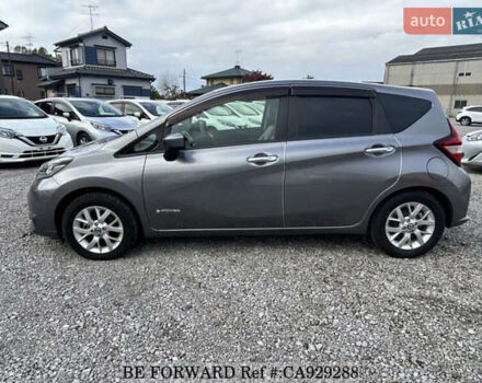 Сірий Ніссан Ноут, об'ємом двигуна 1.2 л та пробігом 31 тис. км за 12000 $, фото 1 на Automoto.ua