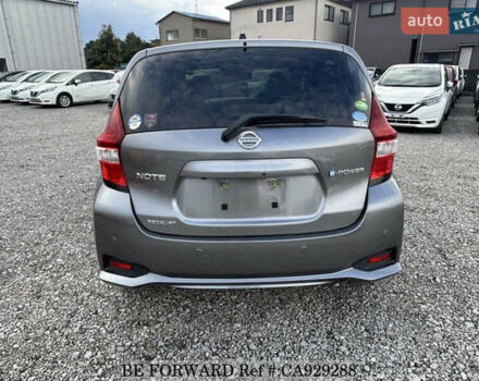 Сірий Ніссан Ноут, об'ємом двигуна 1.2 л та пробігом 31 тис. км за 12000 $, фото 3 на Automoto.ua