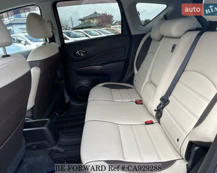 Сірий Ніссан Ноут, об'ємом двигуна 1.2 л та пробігом 31 тис. км за 12000 $, фото 27 на Automoto.ua