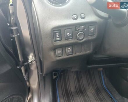 Сірий Ніссан Ноут, об'ємом двигуна 0 л та пробігом 51 тис. км за 13800 $, фото 3 на Automoto.ua