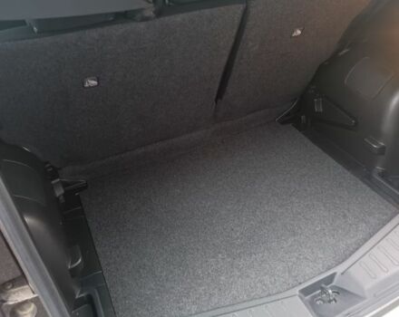 Серый Ниссан Ноут, объемом двигателя 0 л и пробегом 48 тыс. км за 14500 $, фото 4 на Automoto.ua