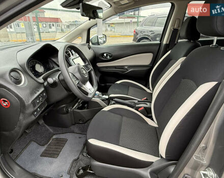 Сірий Ніссан Ноут, об'ємом двигуна 1.2 л та пробігом 61 тис. км за 13190 $, фото 11 на Automoto.ua