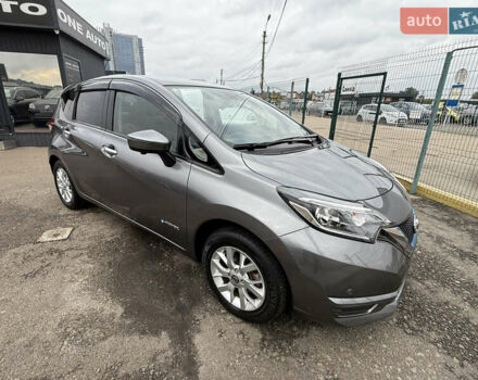 Сірий Ніссан Ноут, об'ємом двигуна 1.2 л та пробігом 61 тис. км за 13190 $, фото 1 на Automoto.ua