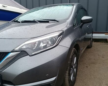 Серый Ниссан Ноут, объемом двигателя 0 л и пробегом 48 тыс. км за 14500 $, фото 5 на Automoto.ua