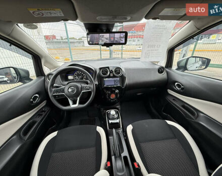 Сірий Ніссан Ноут, об'ємом двигуна 1.2 л та пробігом 61 тис. км за 13190 $, фото 17 на Automoto.ua