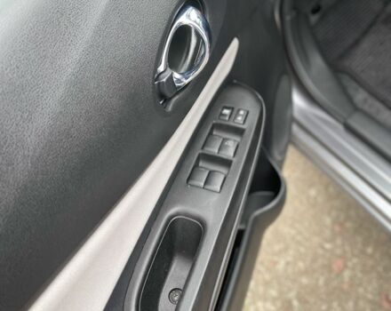 Серый Ниссан Ноут, объемом двигателя 1.2 л и пробегом 48 тыс. км за 13700 $, фото 3 на Automoto.ua