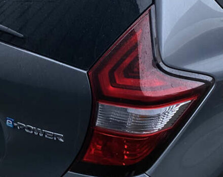 Серый Ниссан Ноут, объемом двигателя 1.2 л и пробегом 48 тыс. км за 14000 $, фото 9 на Automoto.ua